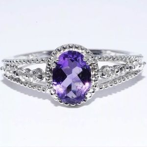 Natural Oval Cut Purple Amethyst Gem Ring